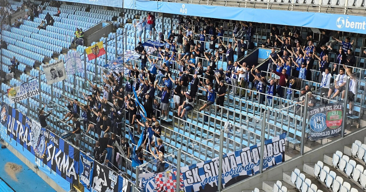 Sektor fanoušků SK Sigma Olomouc před zápasem s Malmö FF, foto: Report.cz