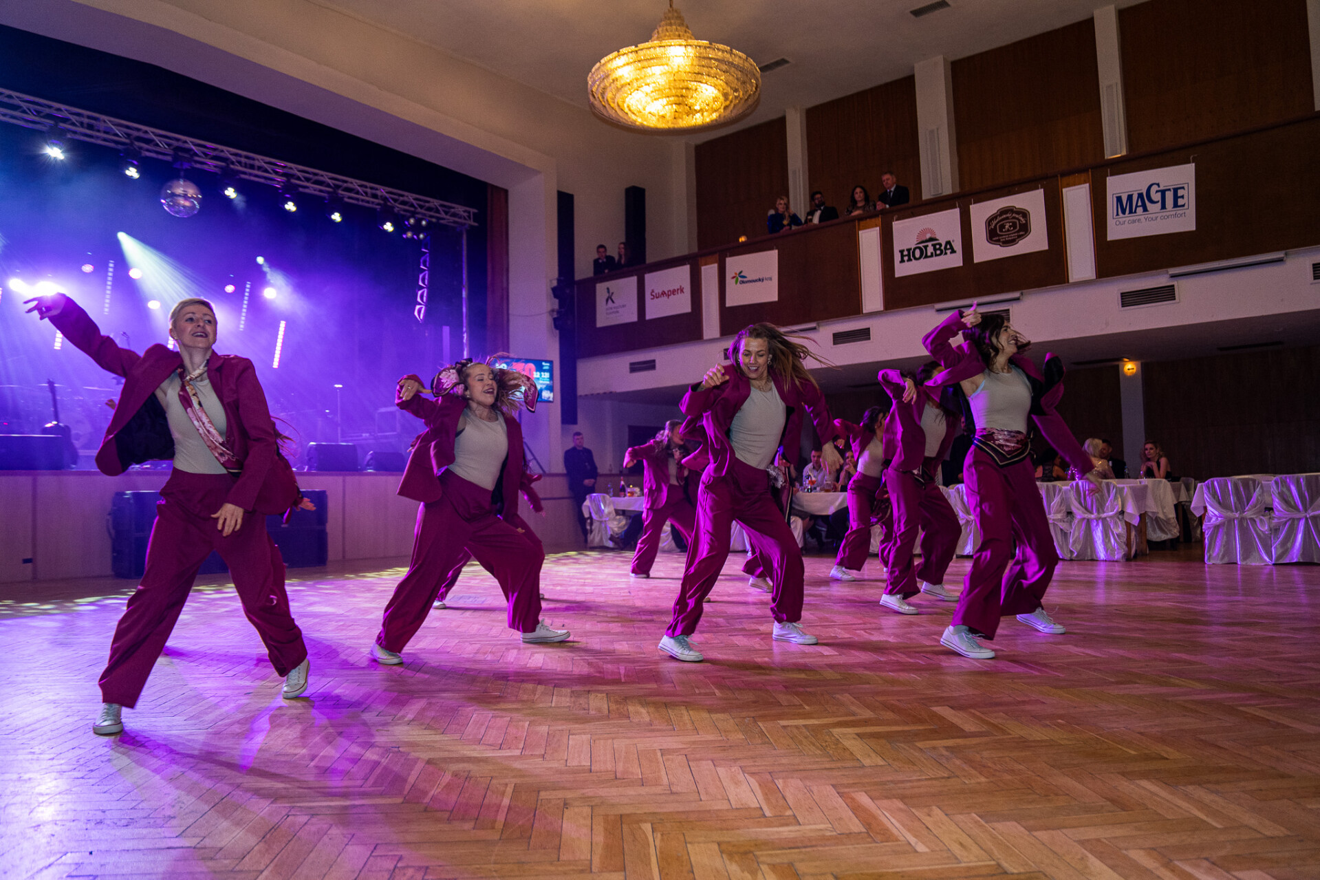 zdroj: Šumperský ples