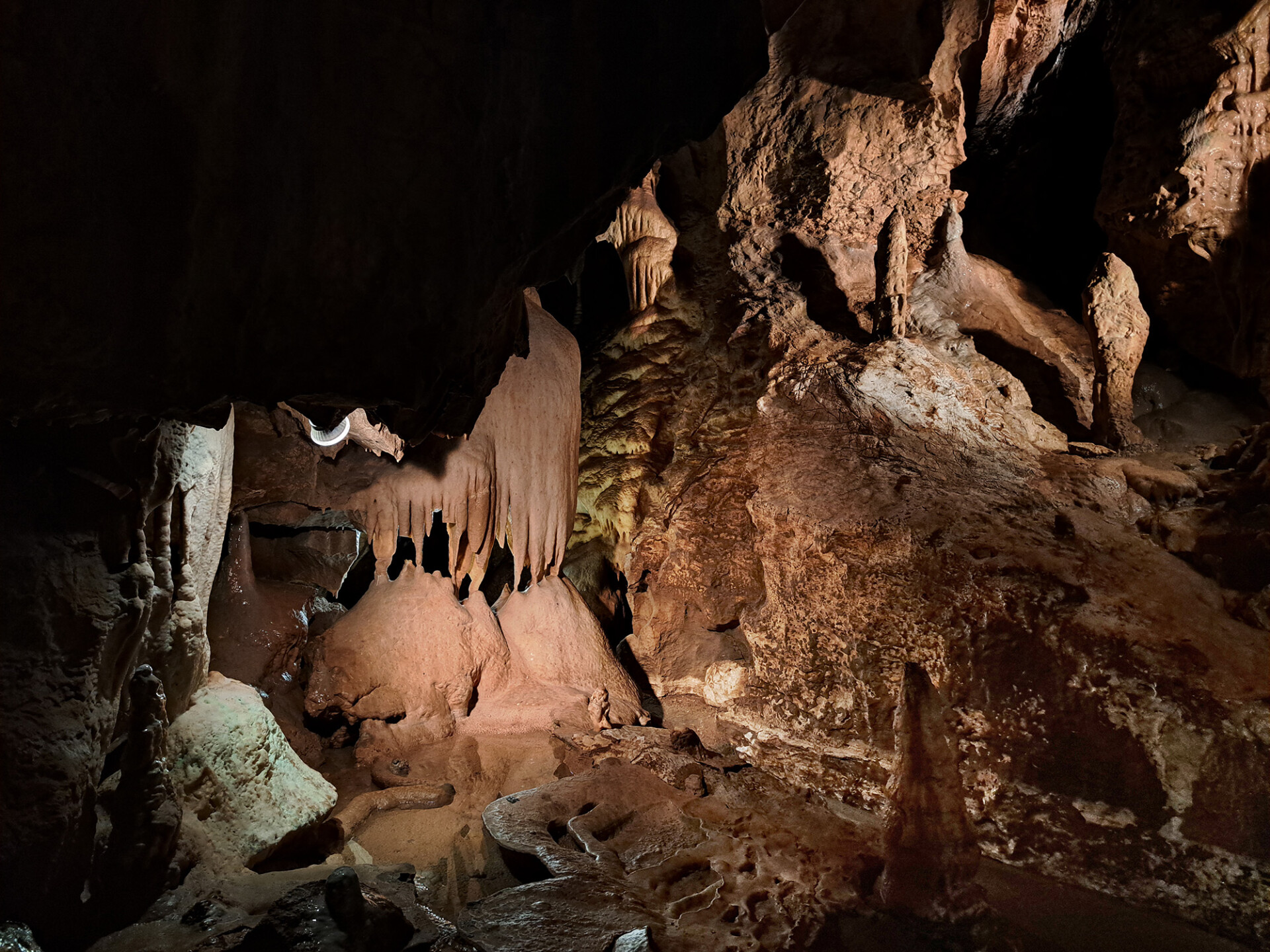 Jeskyně Na Pomezí, zdroj: Caves