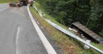 Převrácený návěs pod Červenohorským sedlem, foto: Policie ČR