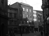 Pohled z Ostružnické ulice do Denisovy ulice, dům zlatníka B. Rubringera, rok 1938