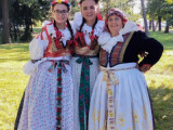 Děvčata v kroji; zdroj: archiv NS Pantlék