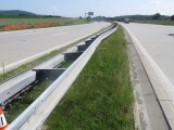 Poškozená svodidla na D1 | foto Policie ČR