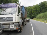 Převrácený návěs pod Červenohorským sedlem, foto: Policie ČR