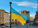 Na podporu Ukrajiny visela na důležitých místech kraje ukrajinská vlajka, zdroj: město Olomouc
