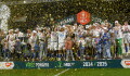 FOTO: Andrův stadion v euforii, konfety, medaile, šampus. Sigma slavila pohár