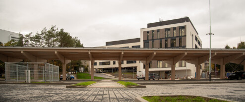 Další investice, další parkoviště. Fakultka nabízí víc než stovku nových míst