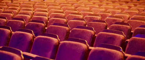 Plný sál? Dražší vstupné. Hitovky z divadla a filharmonie zdraží nejvíc