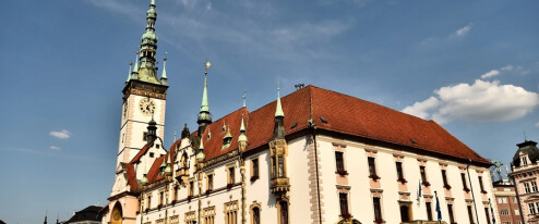 Olomouc si vezme úvěr 650 milionů. Postaví byty, ledovou halu i centrum v zoo