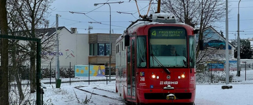 Petice za hodolanskou tramvaj má tisíce podpisů. Archy nesou na město