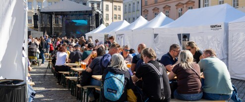 Rekordní ročník Tvarůžkového festivalu. Náročný byl pro návštěvníky, organizátory i městskou policii
