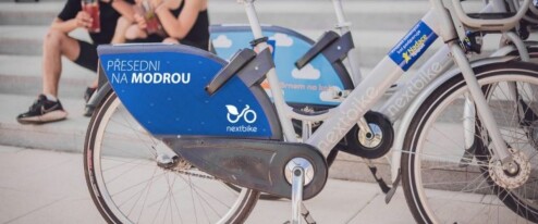Provozovateli sdílených kol nextbike loni klesl zisk, tržby naopak stouply