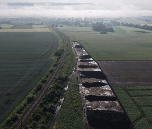 Pod budoucí tratí leželo tisíc příběhů. Archeologové našli u Kojetína unikátní nálezy