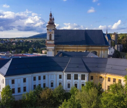 „Neporušují zákon, takže je nelze vykázat.“ Starosta Šternberka o opilcích v centru