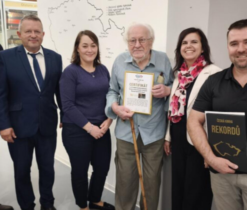 330 nástrojů na jednom místě. Litovel se zapsala do knihy rekordů